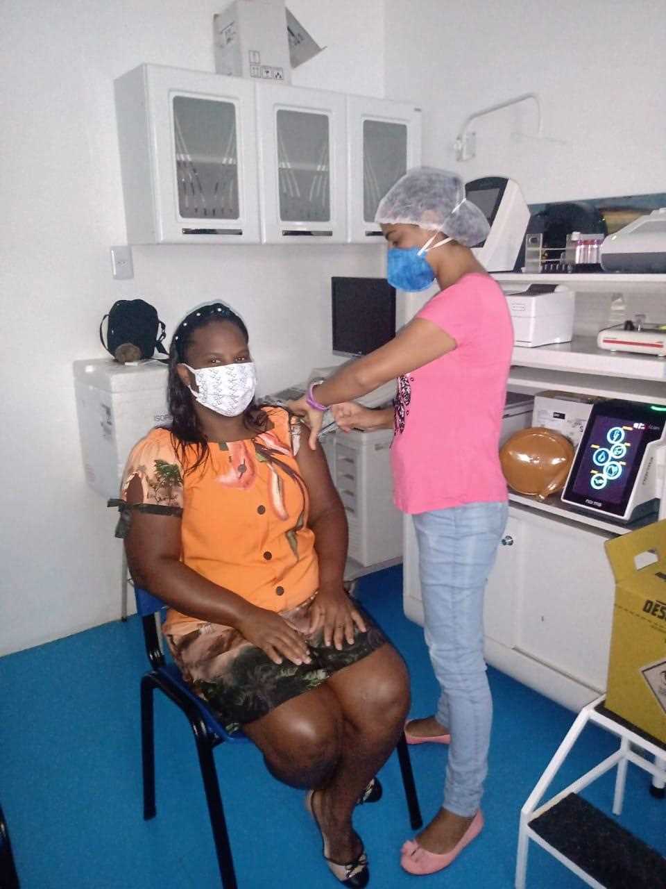 Camacã: Prefeitura começou a vacinar idosos contra o Covid-19